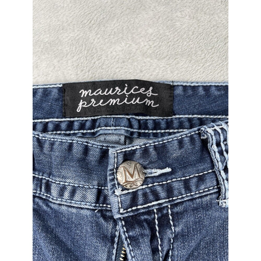 Maurices Premium Women's Bling Capri Jeans Size 13/14 Reg Distressed Low Rise - Picture 9 of 15